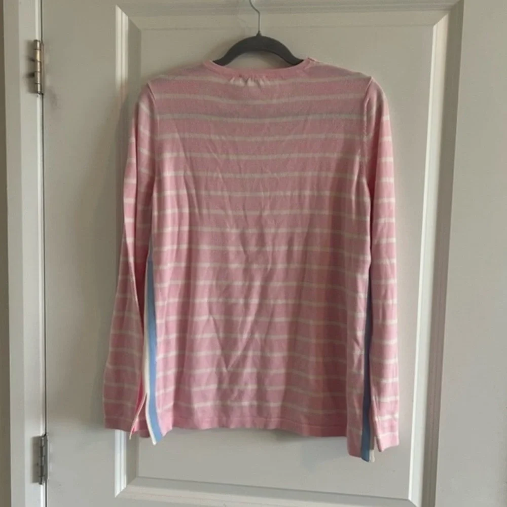 NWT Vineyard Vines Pink and White V-Neck Stripe Sweater Size Medium